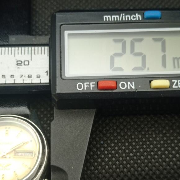 Vintage 1984 Citizen Automatic Womans Silver Watch W/daydate & Gold accents - Picture 7 of 8